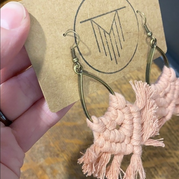 New! Handmade Pink Macrame earrings - Picture 3 of 4